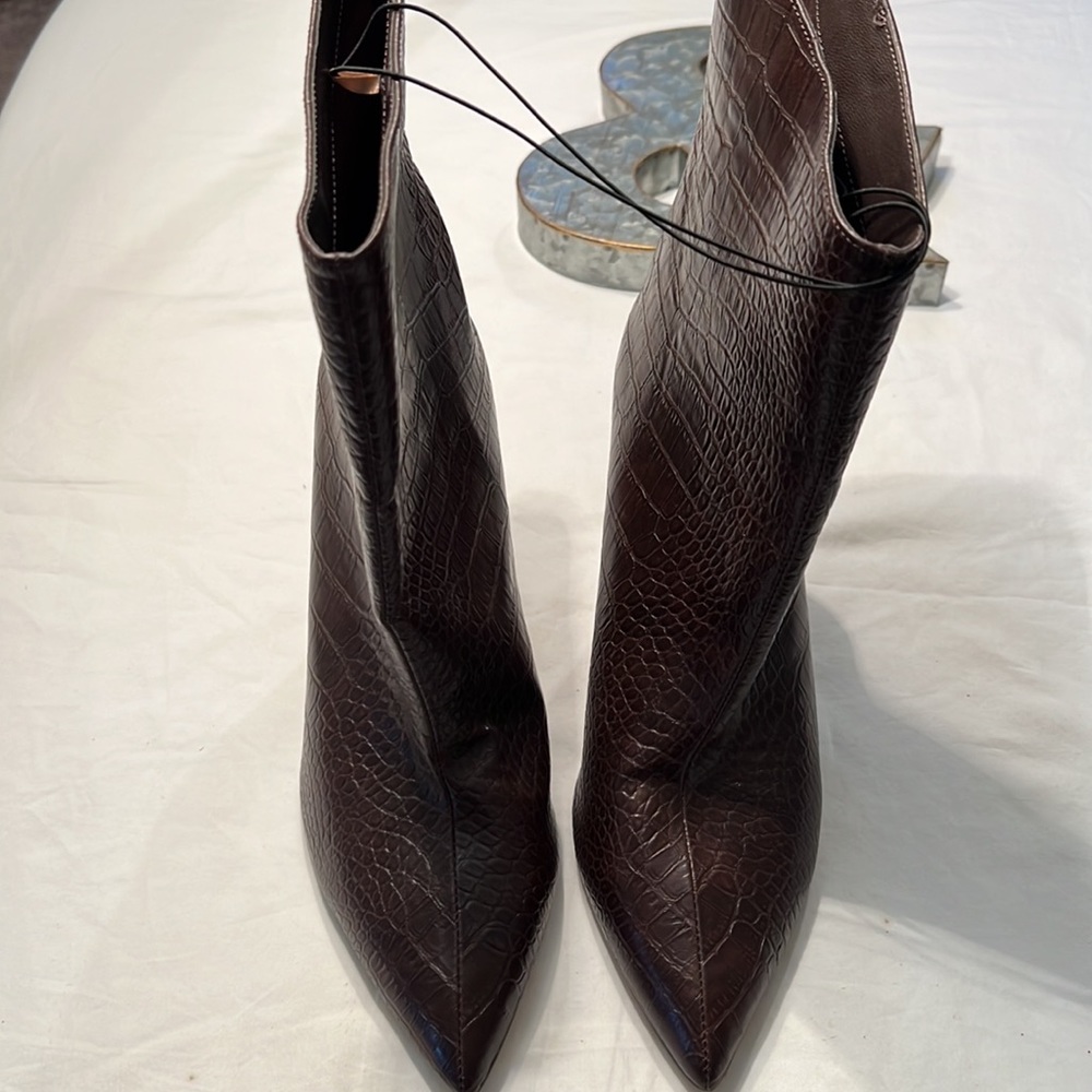 NWOT Express 4 Inch Heels Brown Boots